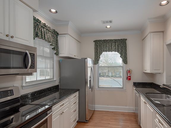 2nd image of 1241 Marina Cove Ln