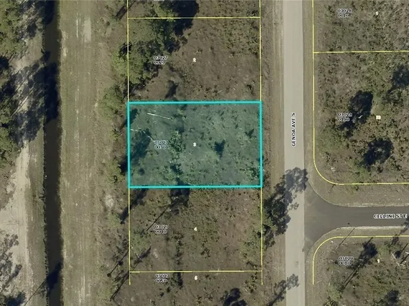 806 Genoa Ave S, Lehigh Acres, FL 33974