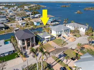 247 Curlew St, Fort Myers Beach, FL 33931
