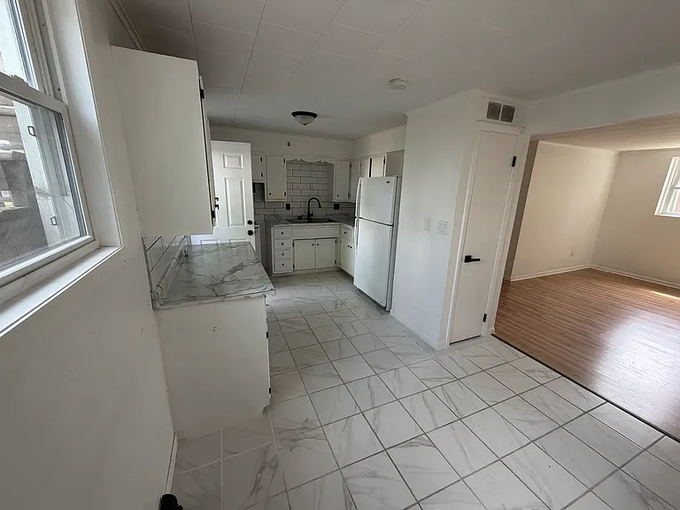 2150 Central Ave — Photo 2