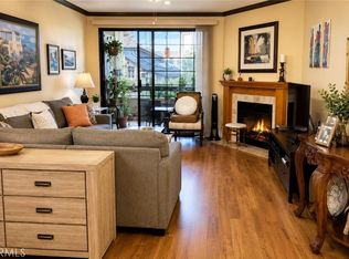 5534 Encino Ave APT 204, Encino, CA 91316
