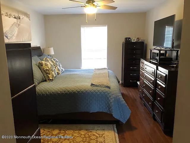 234 Frankfort Ave — Photo 12