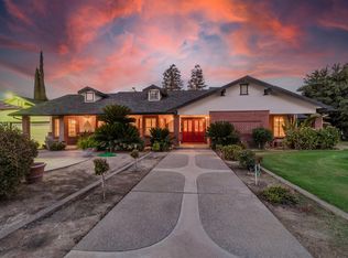 7678 N De Wolf Ave, Clovis, CA 93619