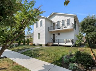 3641 48th Ave SW, Seattle, WA 98116