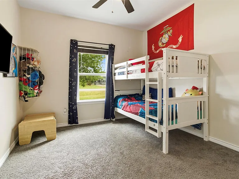 16529 Kingsbury Dr — Photo 17