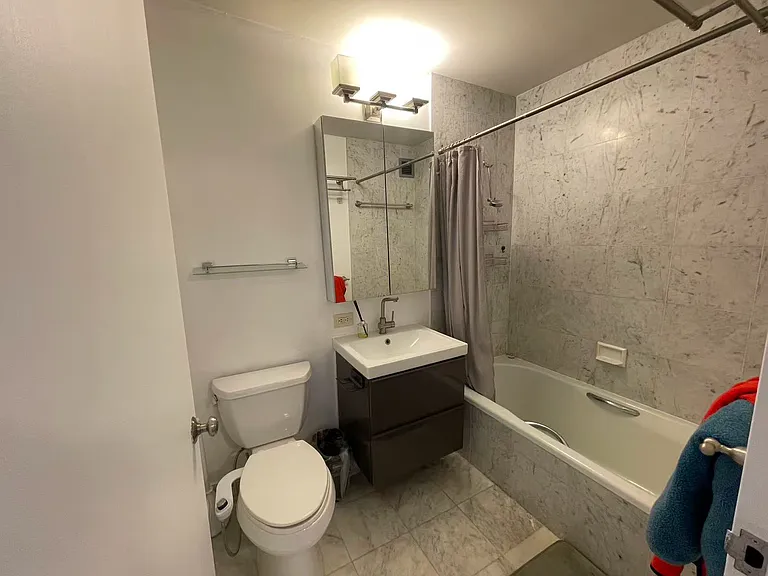 2 S End Ave #5T — Photo 9
