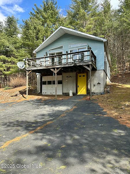 2nd image of 811 New Hague Road