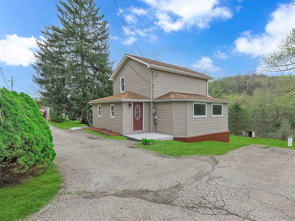1st image of 589 Pine Run Rd