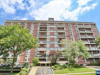 4 Horizon Rd APT G19, Fort Lee, NJ, 07024