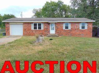 19158 E Willis Rd, Tahlequah, OK 74464