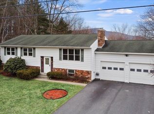 14 Center St, Bennington, VT 05201