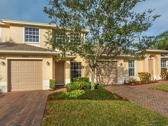 4th image of 9920 E Villa Cir