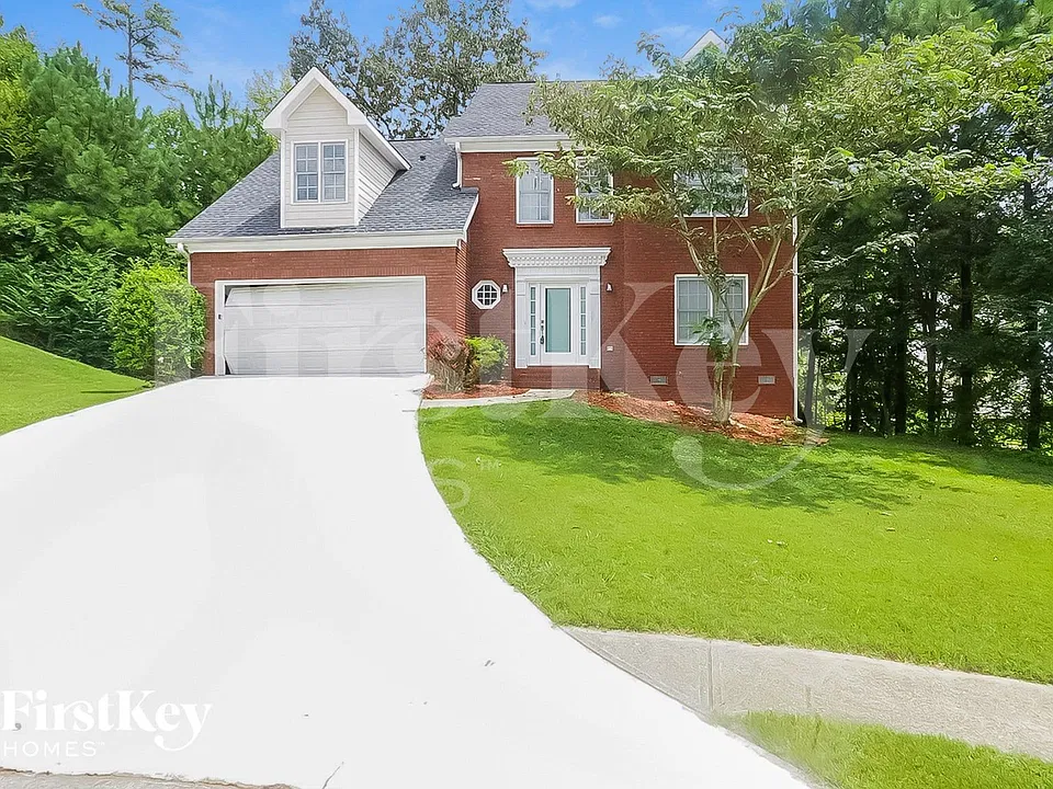 2718 English Saddle Ct