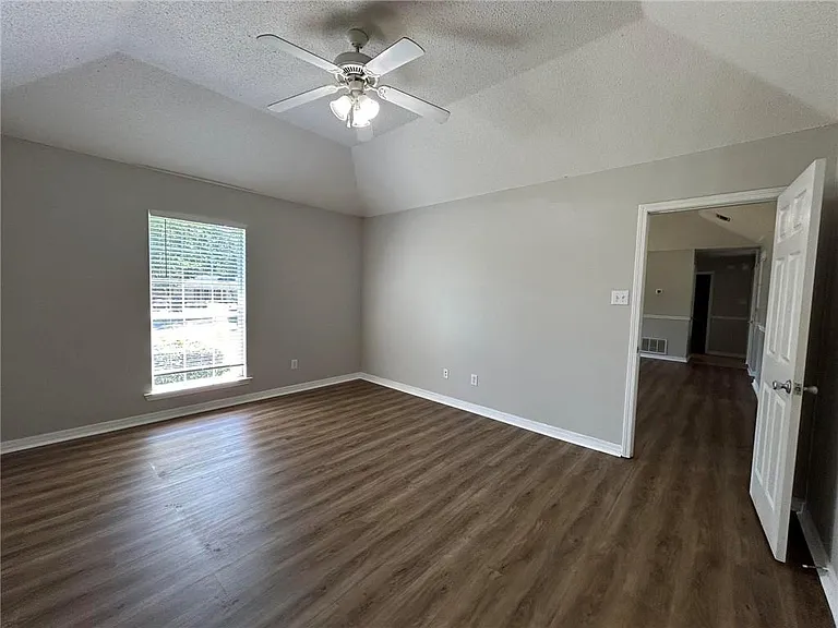 6626 Woodside Ct E — Photo 24