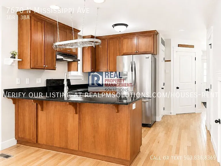 7670 N Mississippi Ave — Photo 6