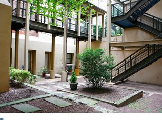 134 Arch St APT 207, Philadelphia, PA 19106