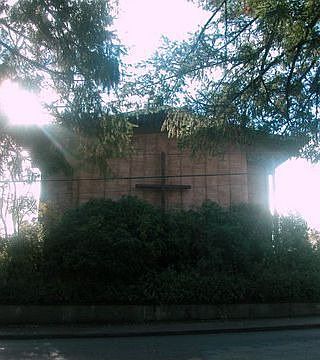 3rd image of 915 W Church St