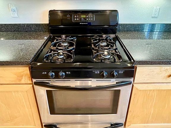 Gas range