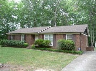 7307 Bantam Rd, Pleasant Garden, NC 27313