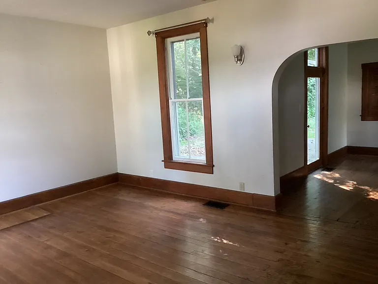 6449 Baker Rd — Photo 8