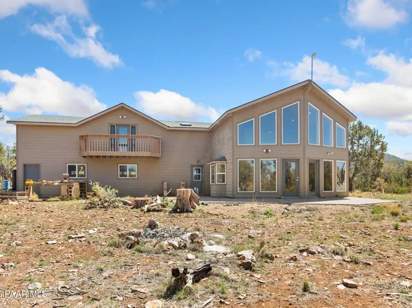 42884 Purcell Dr, Seligman, NV 86337