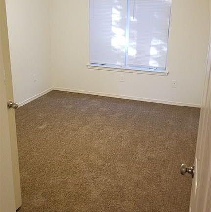 5th image of 835 W Piedmont Pl APT 2