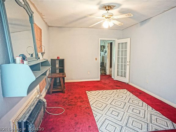 4th image of 9 Henry St