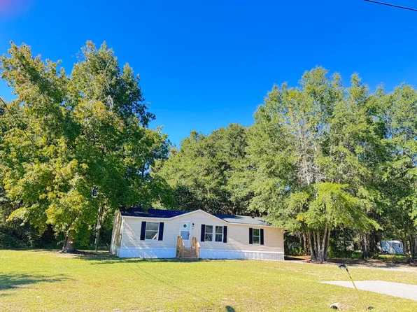 207 Coot Ln, Walterboro, SC 29488