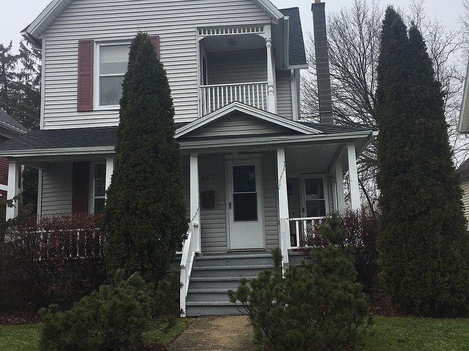 1st image of 667 Lovett Ave SE #2