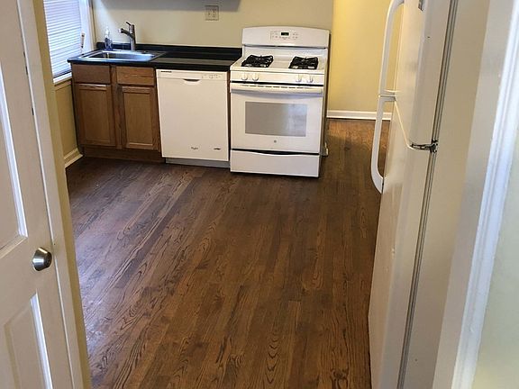 3rd image of 3518 W North Ave APT 2F
