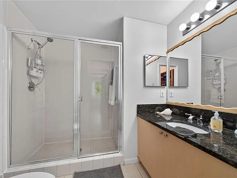 1105 Reserve Ct #206 — Photo 15