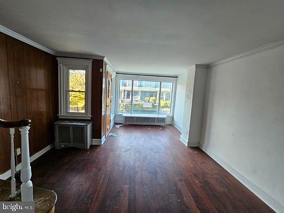 4th image of 5931 Kemble Ave