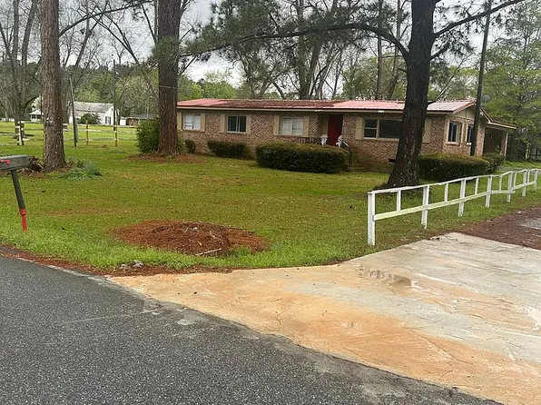 173 Washington St SW, Warwick, GA 31796