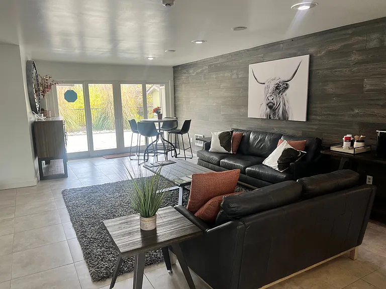 1140 S Colorado Ave — Photo 24