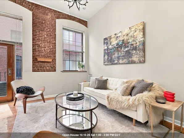 1015 Grand St APT 3D, Hoboken, NJ 07030