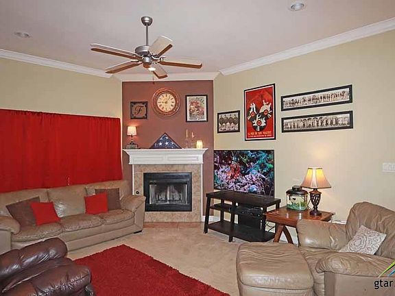 5th image of 319 Amanda Ct