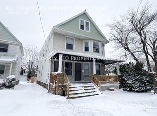9423 Denison Ave, Cleveland, OH