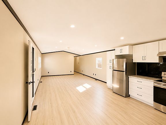 4th image of 6220 17th Ave SE #56