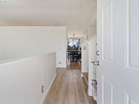 4th image of 730 Bozarth Ave