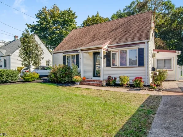 46 Burnside Pl, Wanaque Boro, NJ 07420