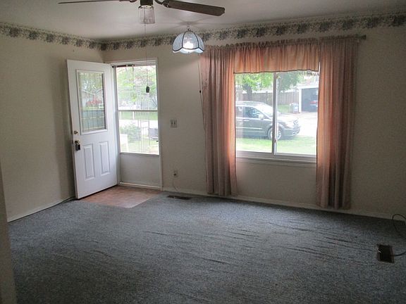 5th image of 917 E Glenview Dr