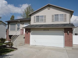 2936 W 2125 S, Syracuse, UT 84075