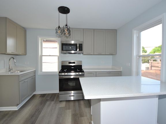 2nd image of 518 W 32nd St #1REAR