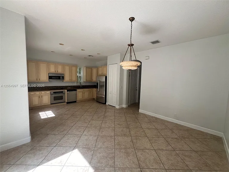 2804 Eagle Rock Cir #801 — Photo 9