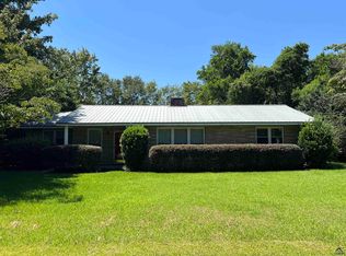 142 Rose St, Cochran, GA 31014