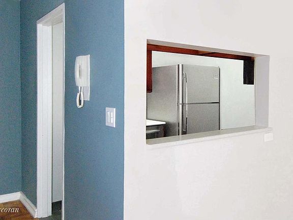 3rd image of 301 E 64th St APT 5F