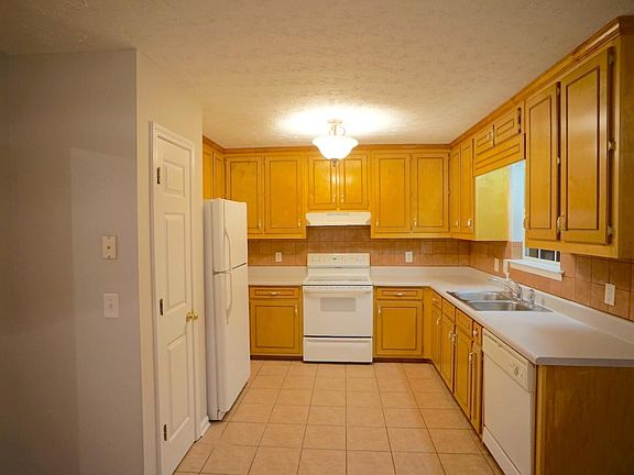 Crisp, clean and spacious kitchen