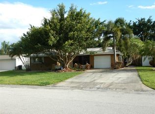 1740 Georgia Ave NE, Saint Petersburg, FL 33703