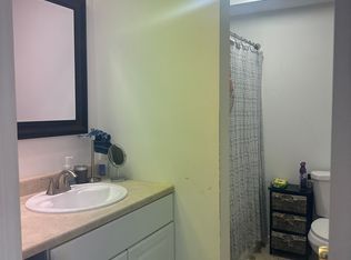 16 W 520 Lake Dr #107, Willowbrook, IL 60527