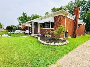 26676 Richard Dr, Warren, MI 48089